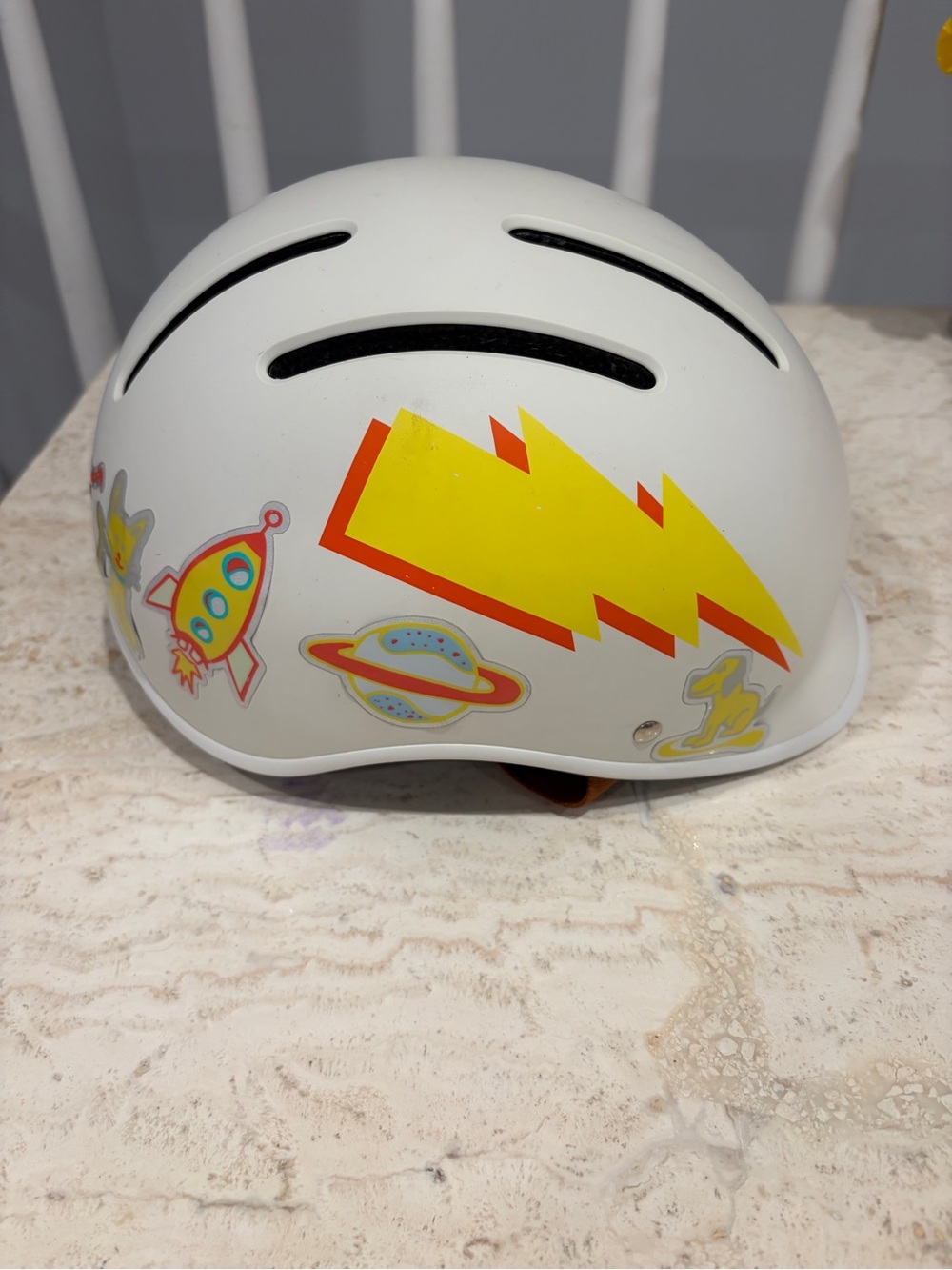 Thousand Jr. helmet - Picture 3 of 6